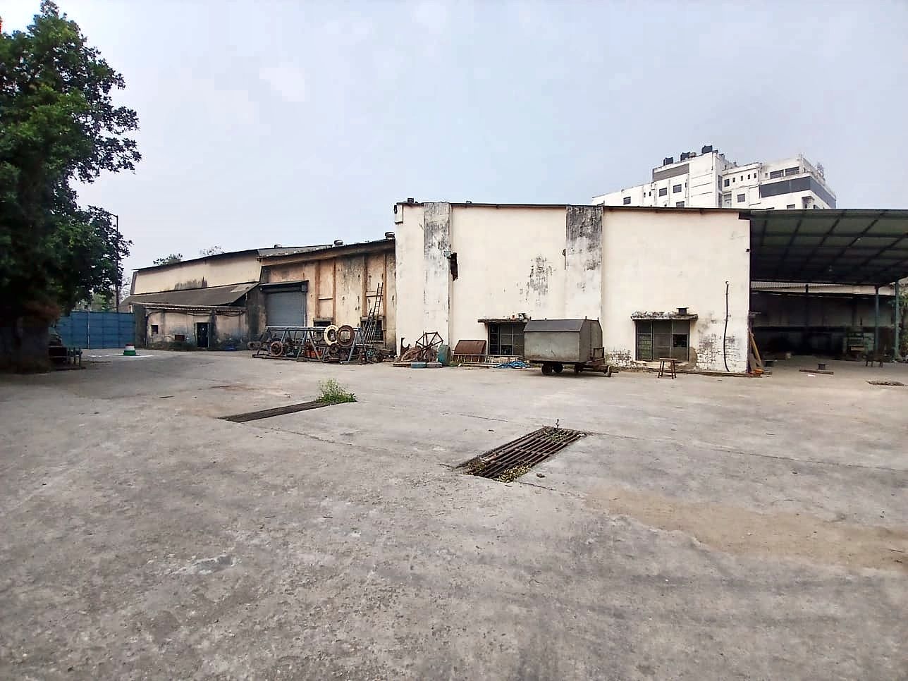 Om Electricals Power workshop buildings and yard at Tupudana, Hatia, Ranchi