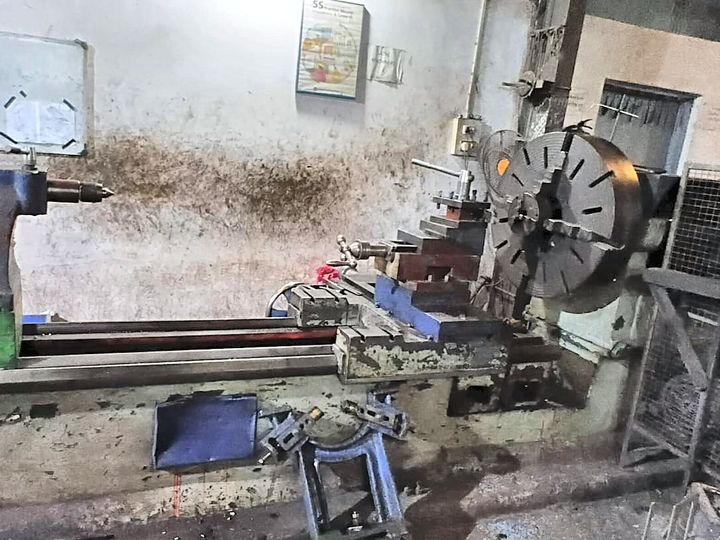 Lathe machine — Om Electricals Power, Ranchi